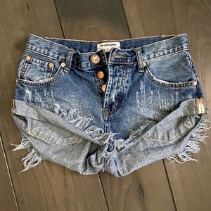 One teaspoon shorts. Size 24.